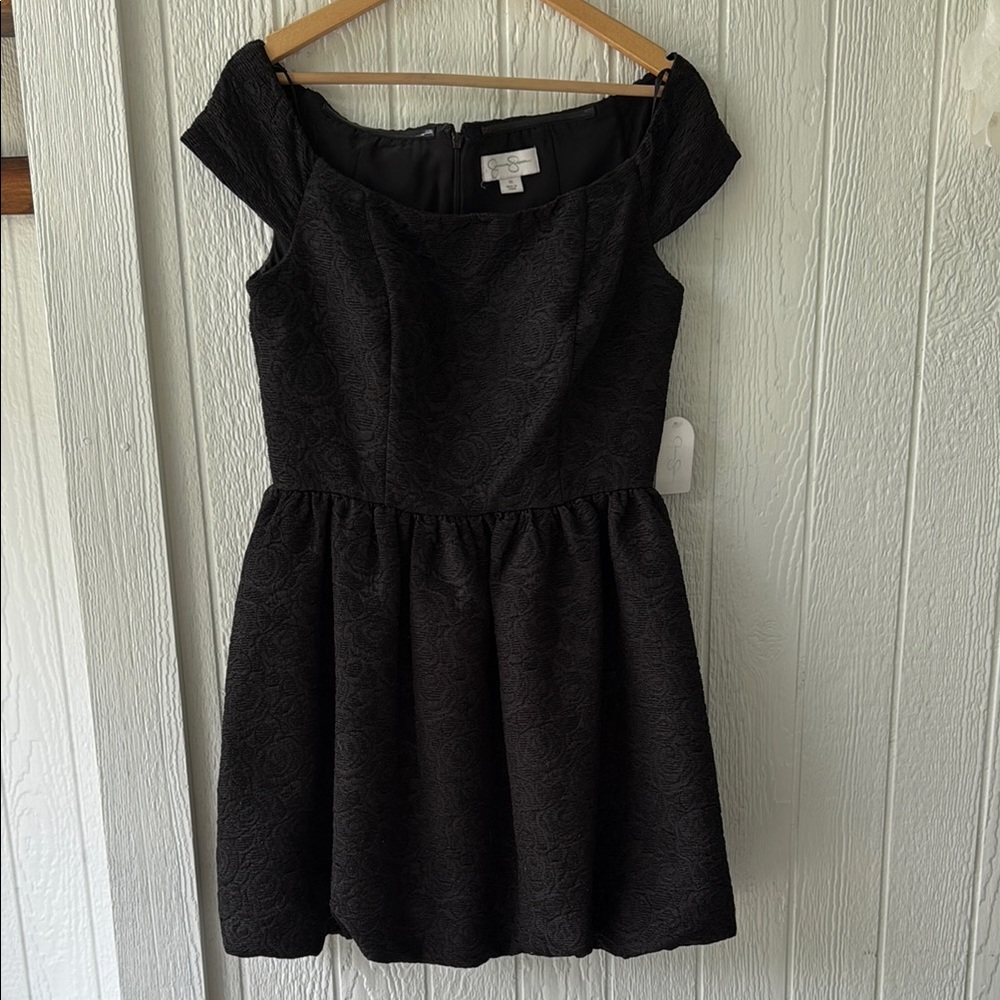 New NWT Jessica Simpson Elegant Black Jaquard Brocade off shoulder Dress sz 10